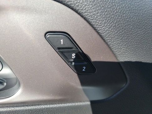 New 2025 Chrysler Pacifica Select image 13