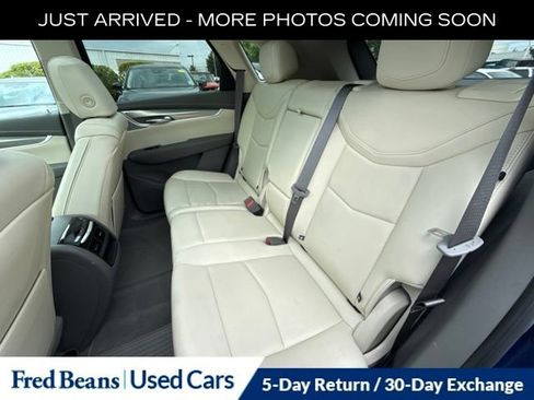 Used 2023 Cadillac XT5 Premium Luxury w/ Technology Package AWD/4WD image 15