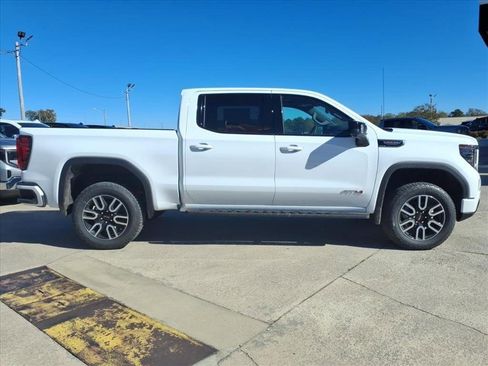 New 2026 GMC Sierra 1500 AT4 w/ AT4 Premium Package image 8