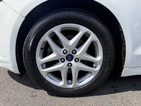Used 2014 Ford Fusion SE w/ Equipment Group 202A FWD image 31