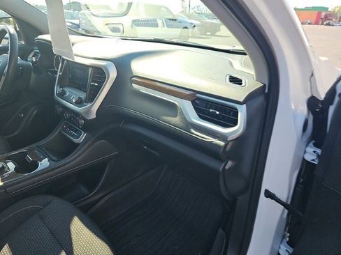 Used 2023 GMC Acadia SLE w/ Driver Convenience Package image 27