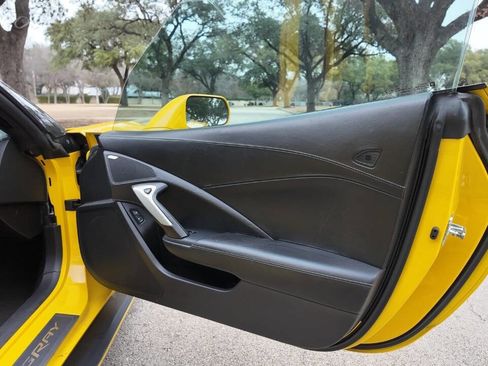 Used 2014 Chevrolet Corvette Stingray Convertible w/ 3LT Preferred Equipment Group image 23