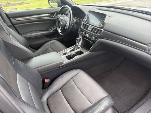Used 2019 Honda Accord Sport image 19