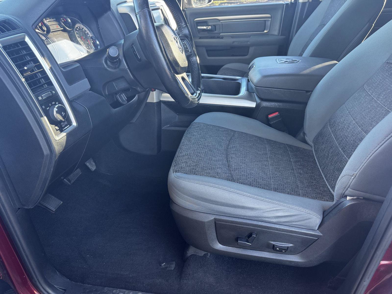 Used 2018 RAM 1500 Big Horn AWD/4WD image 15