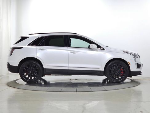 Certified 2024 Cadillac XT5 Sportv AWD/4WD image 9