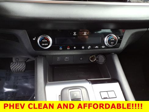 Used 2023 Mitsubishi Outlander SEL 40th Anniversary image 21