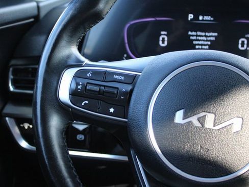 Certified 2023 Kia Sportage EX image 10