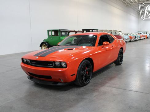 Used 2009 Dodge Challenger SRT8 image 21