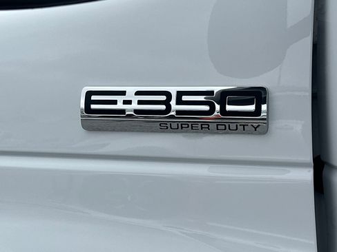 Used 2023 Ford E-350 and Econoline 350 Super Duty w/ Driver's Safety Package image 32