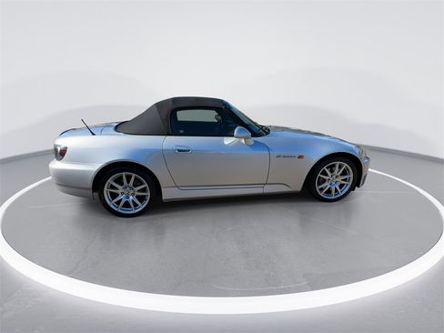 Used 2004 Honda S2000 image 15