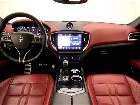 Used 2021 Maserati Ghibli S GranSport Q4 image 16