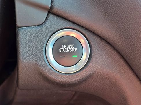 Used 2022 Chevrolet Equinox LT AWD/4WD image 19