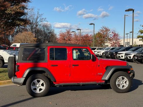 Certified 2019 Jeep Wrangler Unlimited Sport S image 6