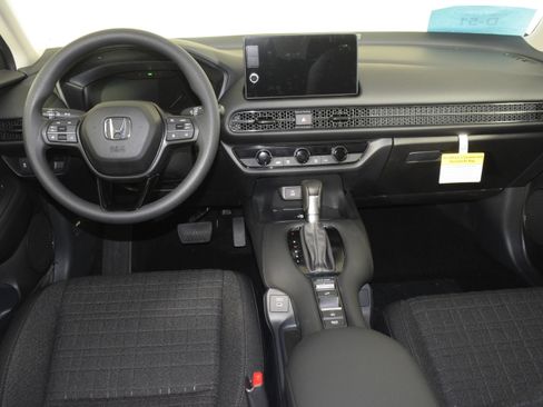 New 2026 Honda HR-V LX image 11