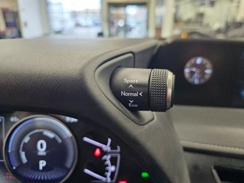 Used 2021 Lexus UX 250h w/ Accessory Package (Z1) image 15