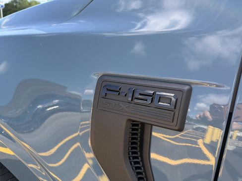 Used 2023 Ford F150 XL w/ STX Appearance Package AWD/4WD image 9