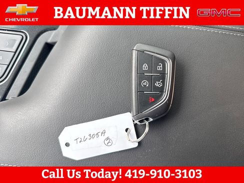 Used 2025 Cadillac CT4 Luxury w/ Sun And Sound Package AWD/4WD image 24