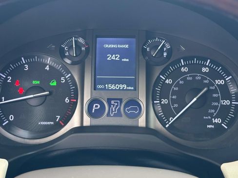 Used 2016 Lexus GX 460 w/ Premium Package AWD/4WD image 19