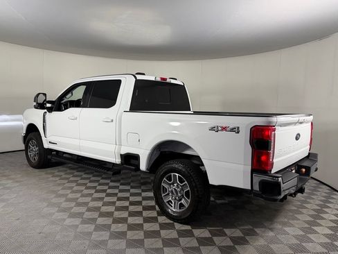 Used 2024 Ford F250 Lariat AWD/4WD image 10
