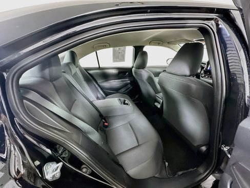 Used 2025 Toyota Corolla LE FWD image 29