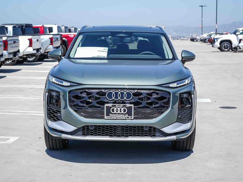New 2026 Audi Q3 quattro 2.0T AWD/4WD image 2