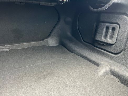 Used 2019 Chevrolet Camaro SS image 6