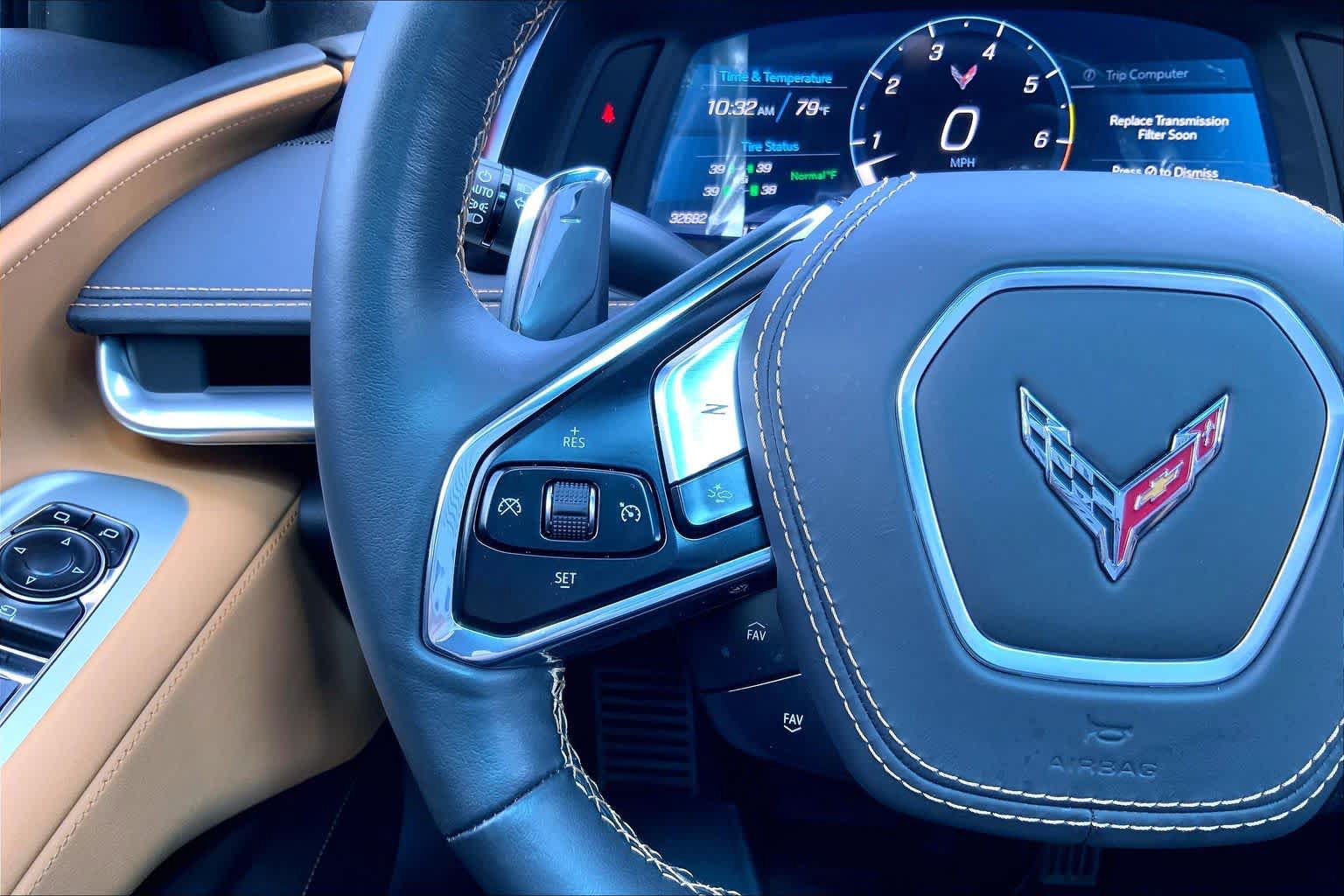 Used 2025 Chevrolet Corvette Stingray Preferred Cpe w/ Z51 Performance Package RWD image 24