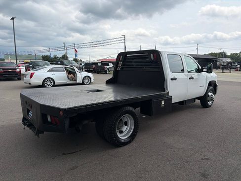 Used 2013 Chevrolet Silverado 3500 4x4 Crew Cab image 4