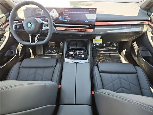 New 2027 BMW 550e xDrive w/ Executive Package AWD/4WD image 15
