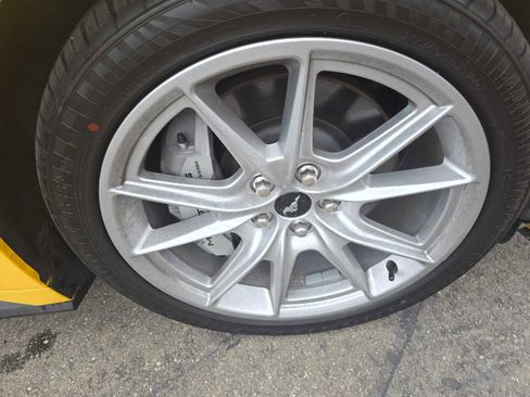 Used 2024 Ford Mustang GT Premium image 9