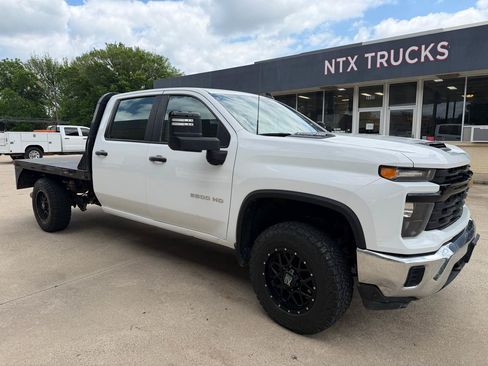 Used 2024 Chevrolet Silverado 2500 W/T w/ WT Convenience Package AWD/4WD image 6