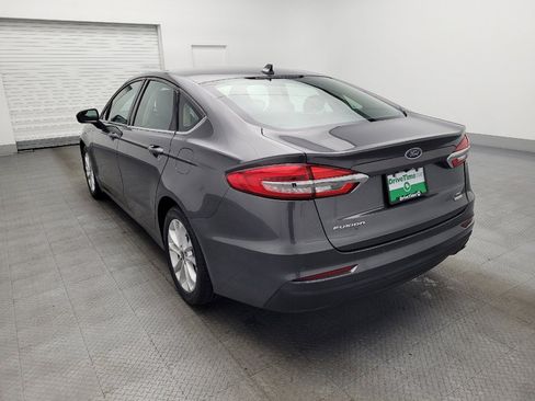 Used 2019 Ford Fusion SE image 5