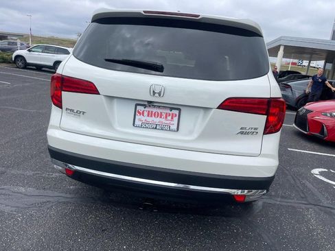 Used 2018 Honda Pilot Elite image 4