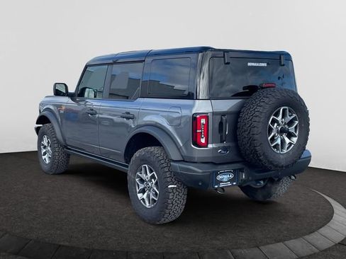 Certified 2025 Ford Bronco Badlands AWD/4WD image 3