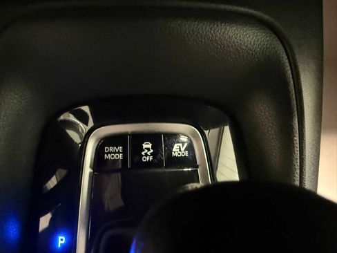 Used 2023 Toyota Corolla LE w/ Carpet Mat Package (TMS) FWD image 34