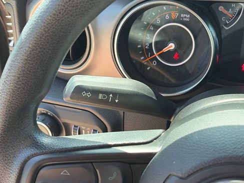 Used 2022 Jeep Wrangler Unlimited Sport AWD/4WD image 22