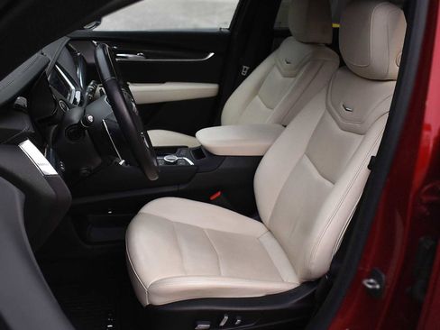 Used 2021 Cadillac XT5 Sportv image 10