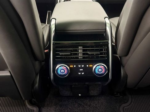 New 2026 Land Rover Range Rover SE image 25
