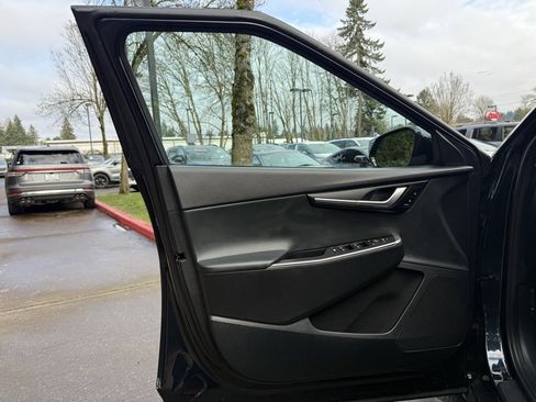 Used 2024 Kia EV6 Light image 22