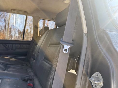 Used 1996 Toyota Land Cruiser image 57