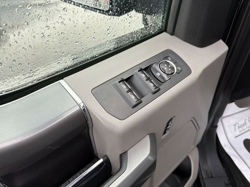 Used 2016 Ford F150 XLT w/ Equipment Group 302A Luxury image 20