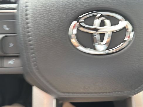 New 2026 Toyota Tundra Limited AWD/4WD image 18