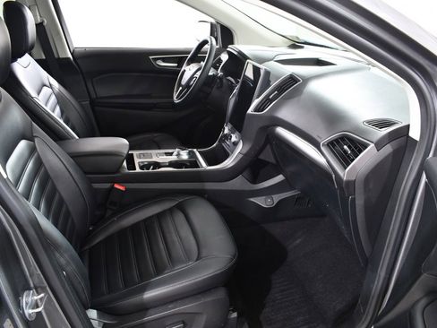 Used 2022 Ford Edge SEL w/ Convenience Package image 10