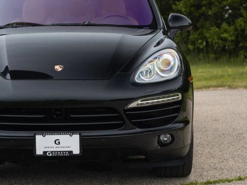 Used 2013 Porsche Cayenne Diesel AWD/4WD image 34