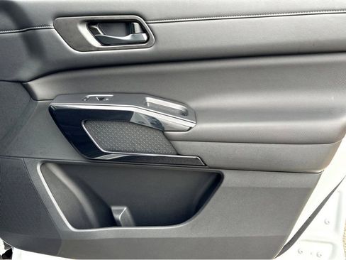 New 2026 Nissan Pathfinder SV AWD/4WD image 11
