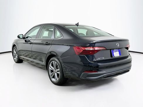 Used 2023 Volkswagen Jetta SE FWD image 7