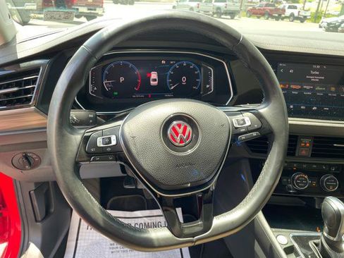 Used 2019 Volkswagen Jetta SEL FWD image 23