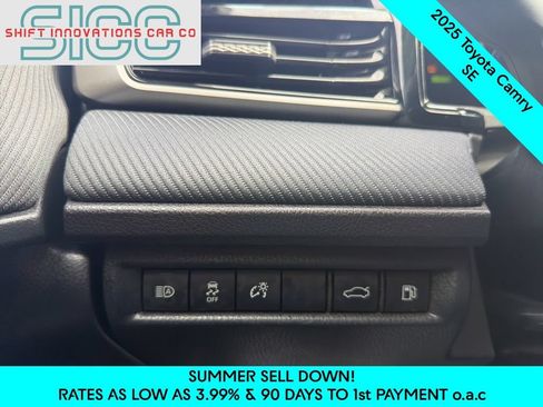 Used 2025 Toyota Camry SE FWD image 19