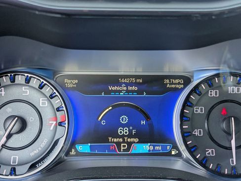 Used 2016 Chrysler 200 S w/ Comfort Group image 19