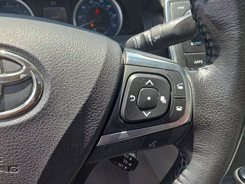 Used 2017 Toyota Camry XLE FWD image 14